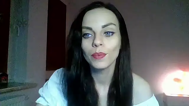 Snapshot of CassieSensual chatting on 12-22-24, 07:10 CassieSensual online show from 12-22-24, 07:10