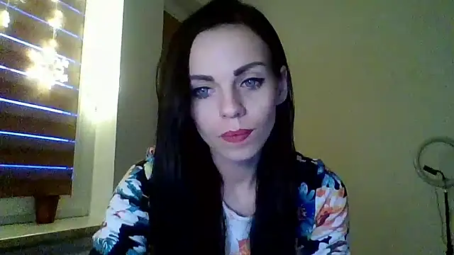 Snapshot of CassieSensual chatting on 12-31-24, 06:27 CassieSensual online show from 12-31-24, 06:27