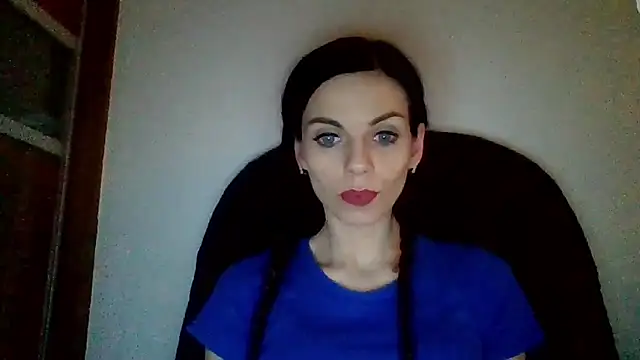 Snapshot of CassieSensual chatting on 02-27-25, 07:15 CassieSensual online show from 02-27-25, 07:15