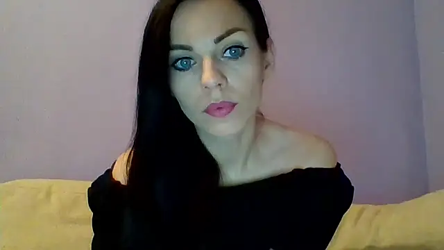 Snapshot of CassieSensual chatting on 03-14-25, 07:12 CassieSensual online show from 03-14-25, 07:12