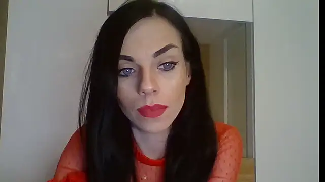 Snapshot of CassieSensual chatting on 11-22-25, 02:16 CassieSensual online show from 11-22-25, 02:16