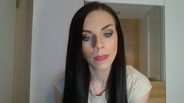 Snapshot of CassieSensual chatting on 11-23-25, 07:19 CassieSensual online show from 11-23-25, 07:19