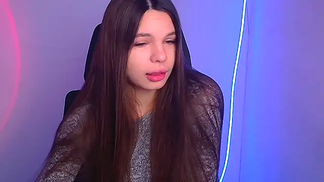 Snapshot of Hanna_Way chatting on 01-13-25, 06:38 Hanna Way online show from 01-13-25, 06:38