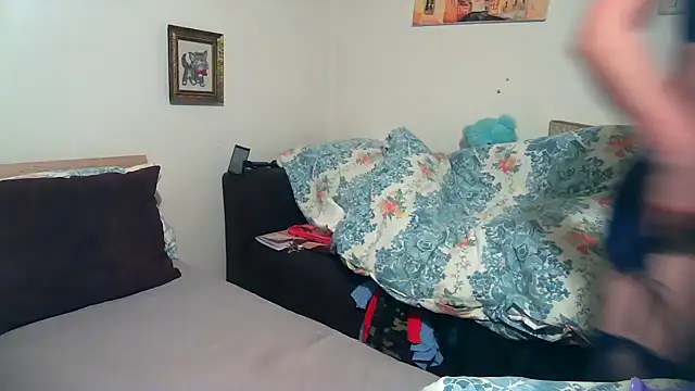 balkangirl1 online show from 12-14-25, 04:23