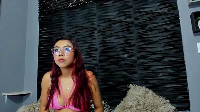 Snapshot of Ava_jones1 chatting on 11-05-25, 01:00 Ava jones1 online show from 11-05-25, 01:00