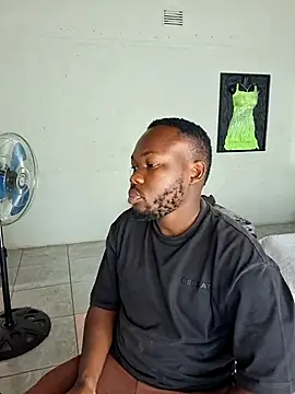 LaughRiotX online show from 11-14-25, 09:41