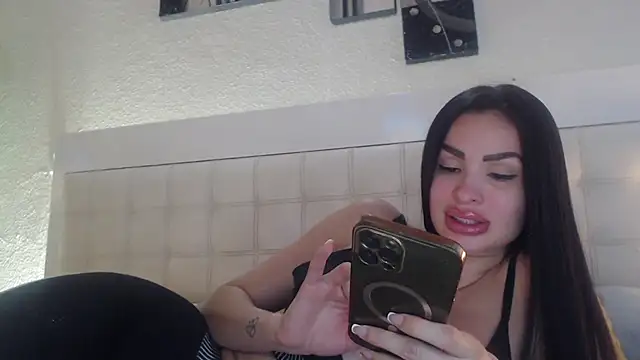  Pamela doll online show from 10-29-25, 10:22