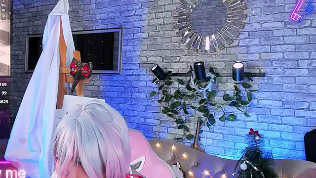 Alex Howell online show from 01-03-25, 11:44