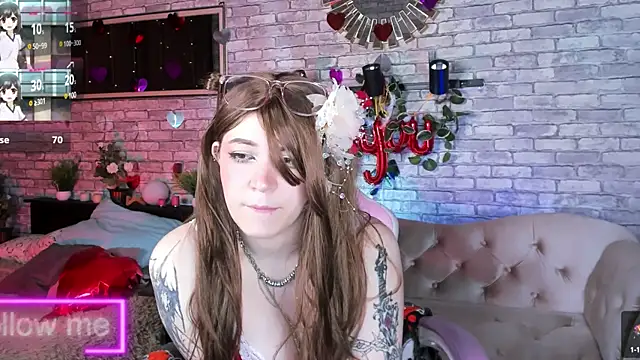 Alex Howell online show from 02-07-25, 03:12