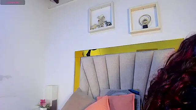 vahiolet fuentes online show from 03-21-26, 08:19