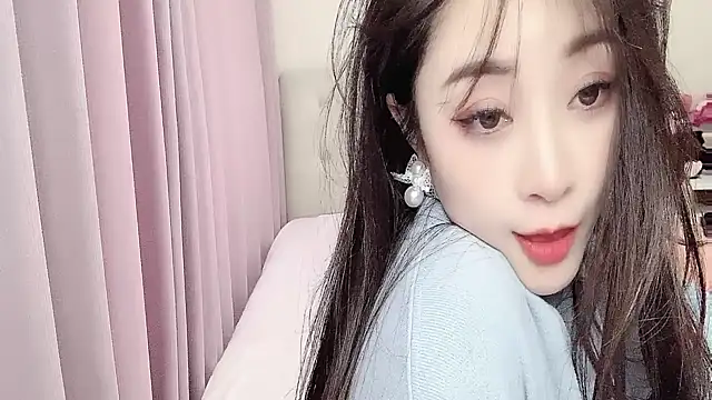 Snapshot of aisha123123 chatting on 03-09-25, 07:56 aisha123123 online show from 03-09-25, 07:56