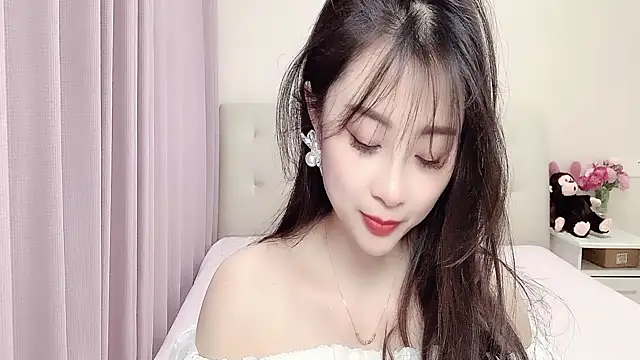 Snapshot of aisha123123 chatting on 03-09-25, 01:26 aisha123123 online show from 03-09-25, 01:26