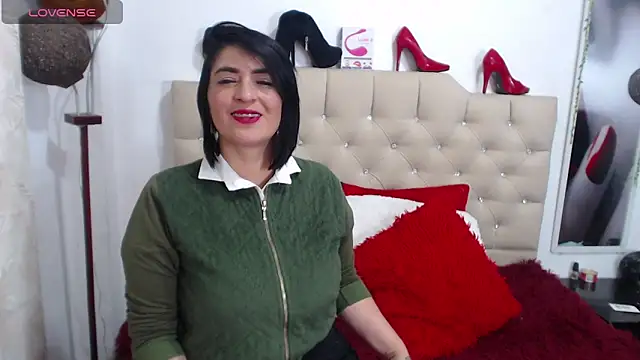 karenlennox1 online show from 01-15-25, 11:40