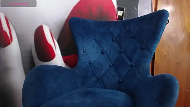 karenlennox1 online show from 02-14-25, 06:23