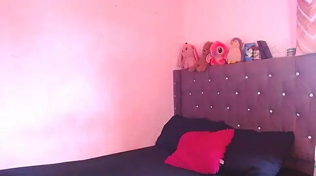 stefanny hot03 online show from 02-08-25, 09:25