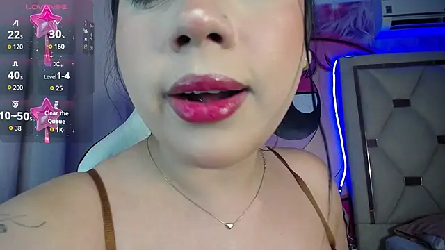 Ashley piinkk  online show from 07-28-26, 11:26