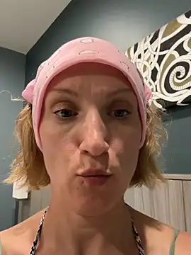 UmaTruewoman online show from 04-10-26, 01:05