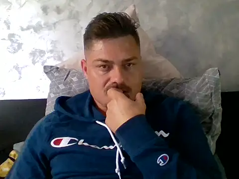 Snapshot of ionut_prince chatting on 07-24-26, 11:30 ionut prince online show from 07-24-26, 11:30