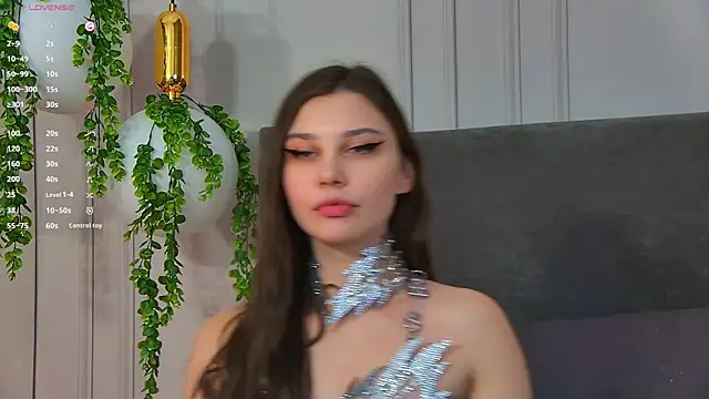 ReginaRobinson online show from 02-13-25, 08:27