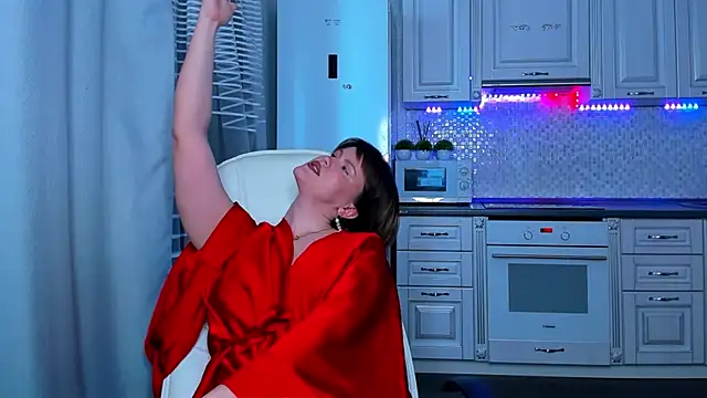 Snapshot of mirrorofsoul chatting on 03-06-25, 08:30 mirrorofsoul online show from 03-06-25, 08:30