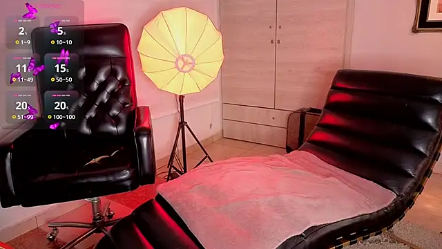 Paiige peach online show from 04-13-26, 06:35