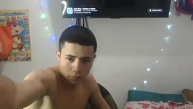 Snapshot of bby_santi chatting on 12-22-25, 01:30 bby santi online show from 12-22-25, 01:30