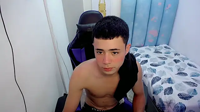 Snapshot of bby_santi chatting on 01-07-26, 07:38 bby santi online show from 01-07-26, 07:38