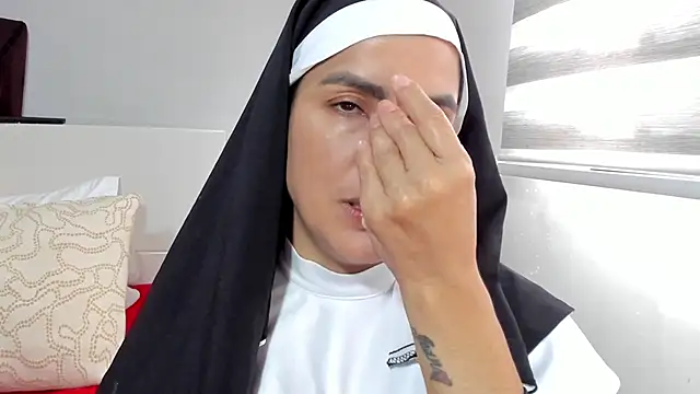 ClaraMariaMon online show from 05-16-26, 03:00