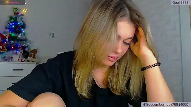 SuchCute online show from 12-11-24, 03:35