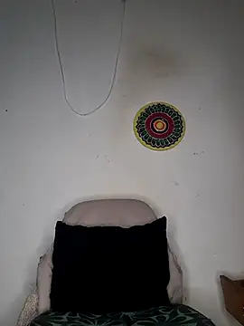 hot-tandy online show from 10-15-25, 06:19