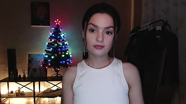 Snapshot of CuteRuby99 chatting on 01-13-25, 02:00 CuteRuby99 online show from 01-13-25, 02:00