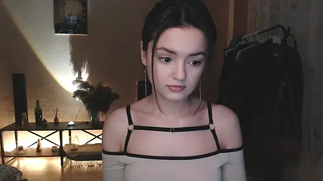 Snapshot of CuteRuby99 chatting on 02-02-25, 03:39 CuteRuby99 online show from 02-02-25, 03:39