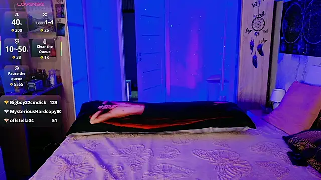 Evva Ross online show from 11-06-25, 05:47