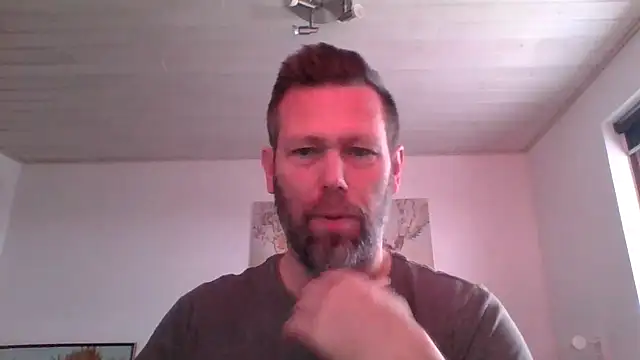 Snapshot of Gotta1 chatting on 02-08-26, 08:18 Gotta1 online show from 02-08-26, 08:18