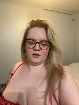 Snapshot of honeyyy24 chatting on 02-19-25, 08:41 honeyyy24 online show from 02-19-25, 08:41