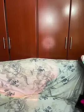 Snapshot of KittieCatty chatting on 09-25-25, 02:04 KittieCatty online show from 09-25-25, 02:04