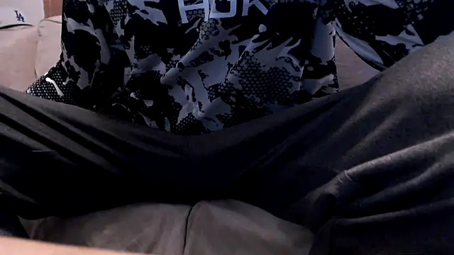 JohnnyKorrupt  online show from 11-08-25, 09:42