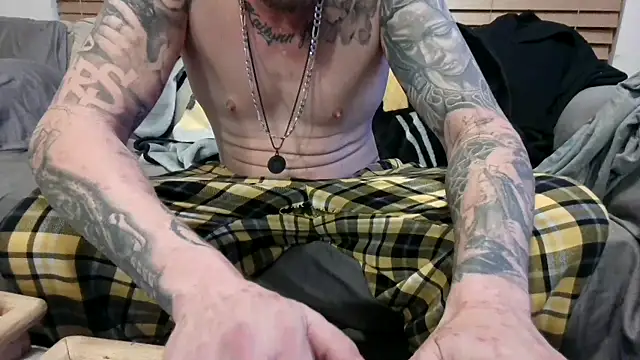 JohnnyKorrupt  online show from 01-08-26, 01:13