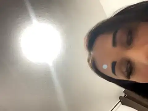 Snapshot of morenaindiaofc chatting on 03-20-25, 12:40 morenaindiaofc online show from 03-20-25, 12:40