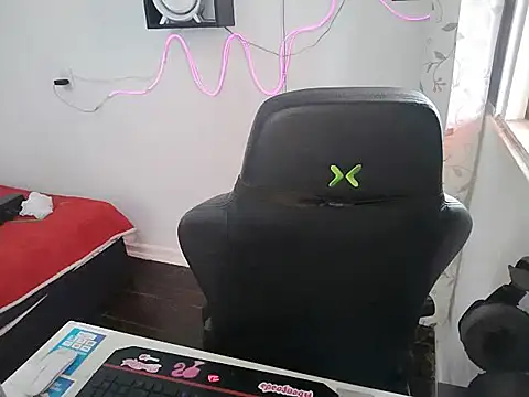 Snapshot of morenaindiaofc chatting on 11-25-25, 06:08 morenaindiaofc online show from 11-25-25, 06:08