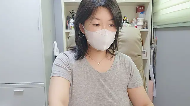 HaNa Kim online show from 06-24-26, 03:27