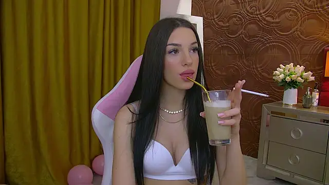 IrisMonn online show from 12-12-24, 06:25