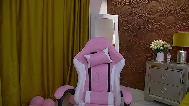 IrisMonn online show from 01-16-25, 06:03