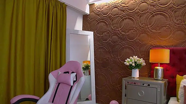 IrisMonn online show from 02-13-25, 05:37