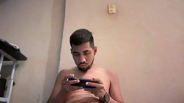 EnriquePersian197 online show from 01-19-25, 10:06