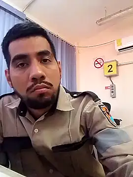 EnriquePersian197 online show from 01-30-25, 06:43