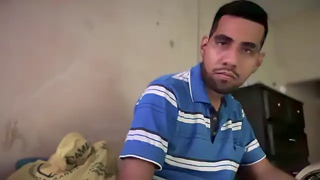 EnriquePersian197 online show from 02-11-25, 09:14