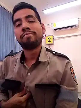 EnriquePersian197 online show from 02-20-25, 05:51