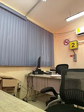 EnriquePersian197 online show from 03-06-25, 09:20