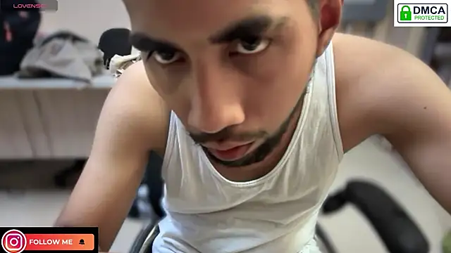 EnriquePersian197 online show from 04-04-26, 06:00